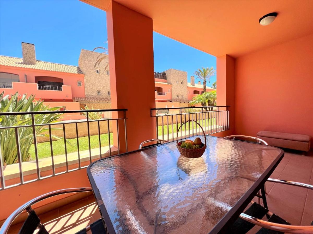 Victoria Gardens With Pool By Homing Apartment *