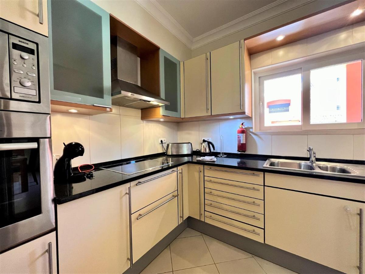 Victoria Gardens With Pool By Homing Apartment